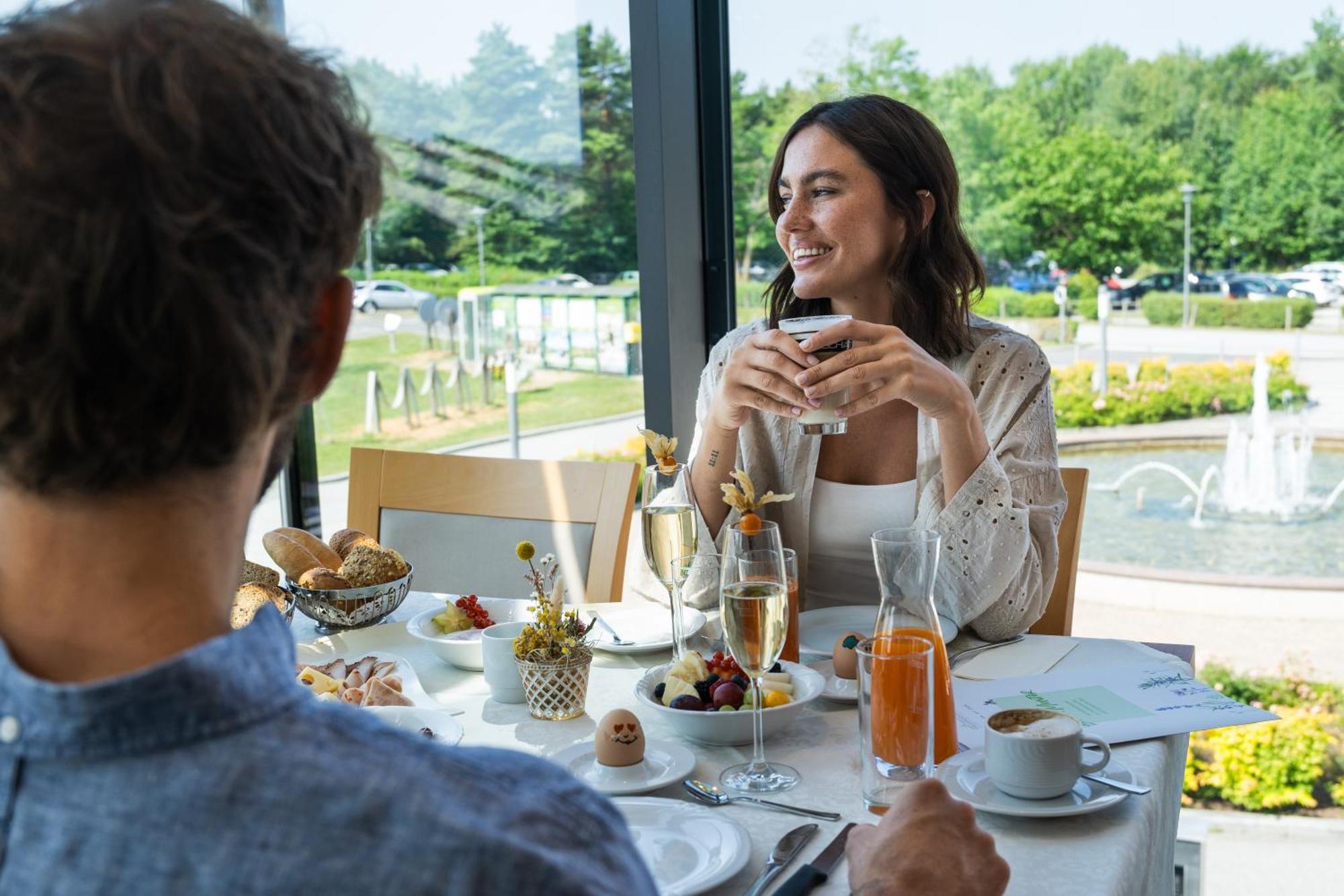 Hotel Vier Jahreszeiten Loipersdorf Fürstenfeld Eksteriør bilde